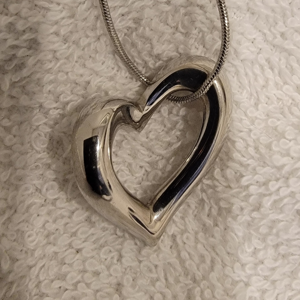 Park Lane Silver Stylized Heart